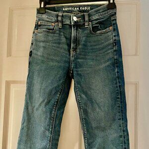 American Eagle Like-New 90s Skinny Jeans (Size 00 Regular)